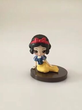 🌟Pick Any 2/$14 Sale Snow White Figurine